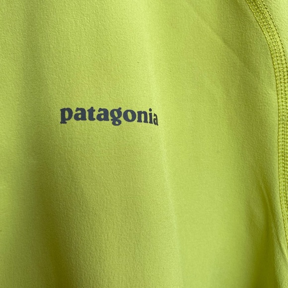 Patagonia ‘citrine green’ wind jacket MEN’S LARGE - Picture 2 of 4